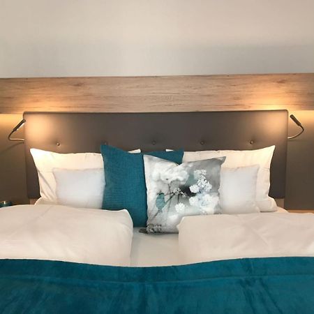 Hotel Kronprinz クルムバッハ エクステリア 写真